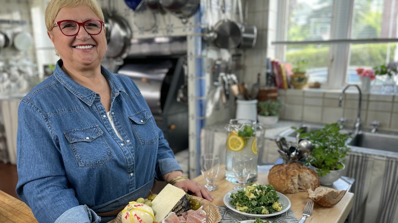 RETURN TO LIDIA'S KITCHEN FOR ALL NEW EPISODES